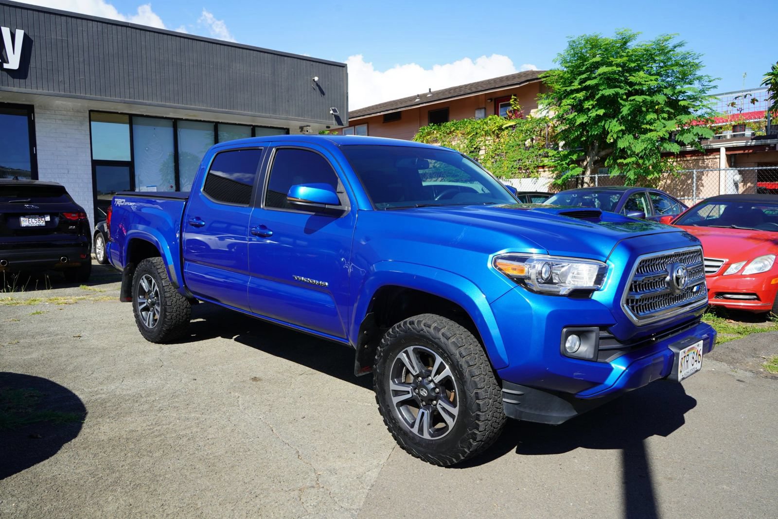 Used 2016 Toyota Tacoma TRD Off-Road RWD image 4
