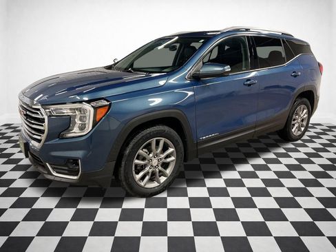 Certified 2024 GMC Terrain SLT AWD/4WD image 5