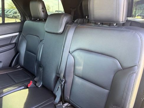 Used 2017 Ford Explorer XLT w/ Equipment Group 202A image 20