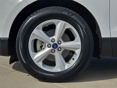 Used 2020 Ford Edge SE FWD image 11