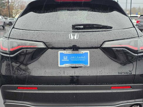New 2026 Honda HR-V Sport image 13