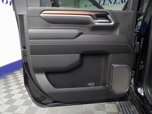 Used 2025 GMC Sierra 2500 Denali w/ Denali Reserve Package image 59