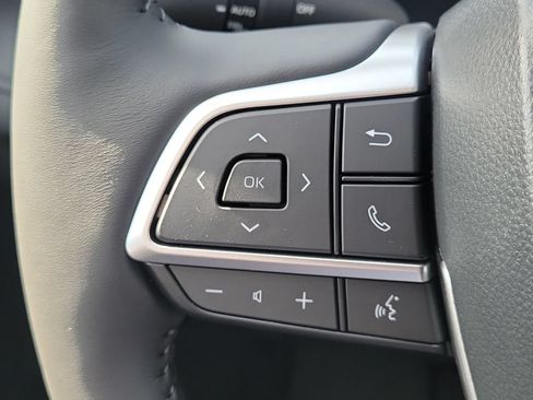 New 2026 Toyota Highlander Limited AWD/4WD image 9