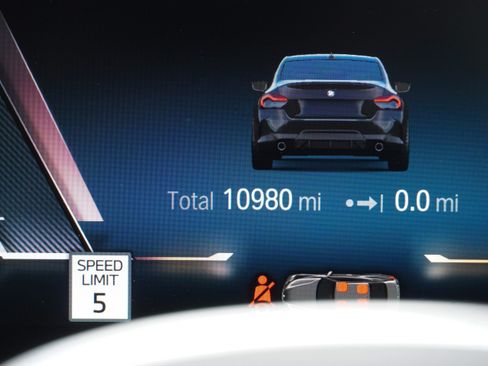 Used 2024 BMW 230i Coupe w/ Premium Package RWD image 21