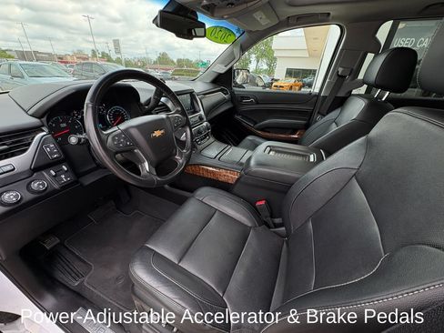Used 2020 Chevrolet Tahoe Premier w/ RST 6.2L Performance Edition AWD/4WD image 14