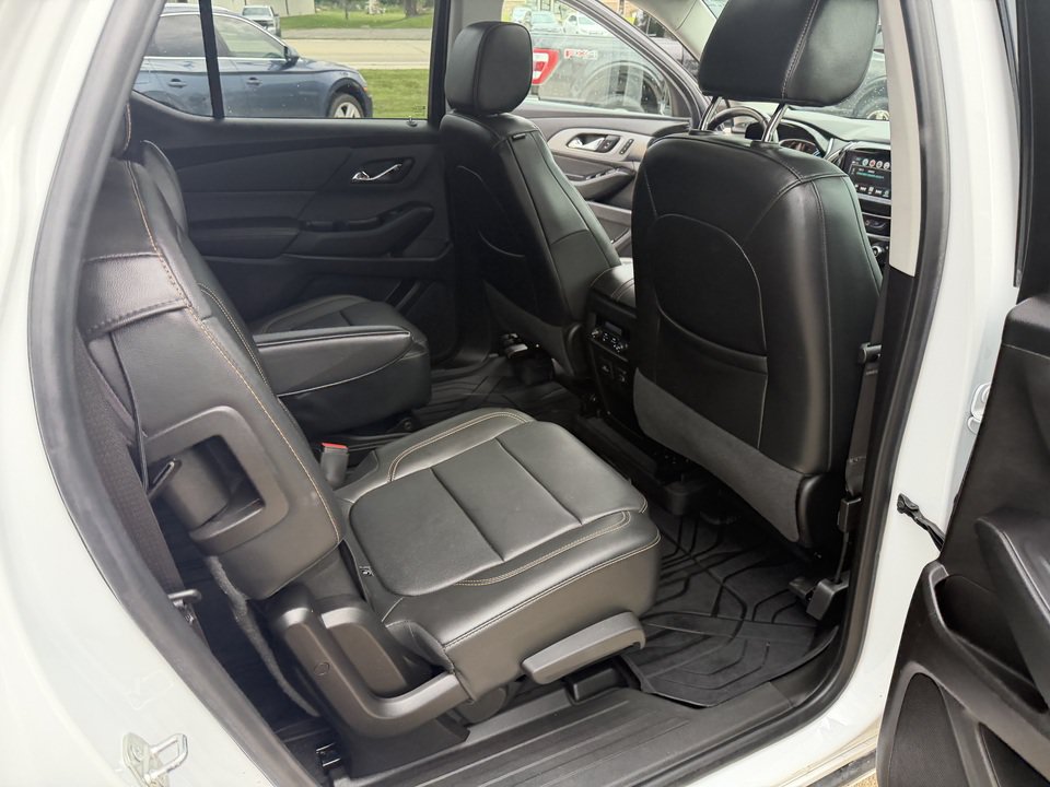 Used 2019 Chevrolet Traverse Premier w/ LPO, Floor Liner Package AWD/4WD image 17