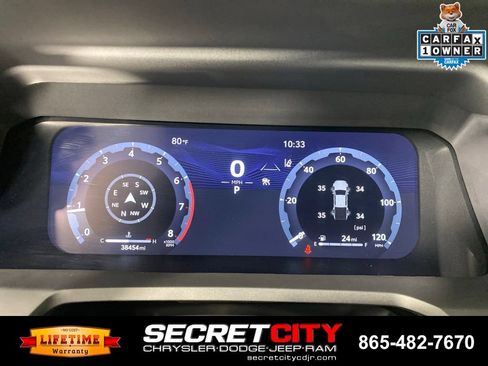 Used 2025 Toyota Tacoma TRD Sport AWD/4WD image 17