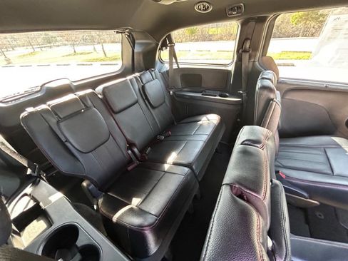 Used 2019 Dodge Grand Caravan GT image 14