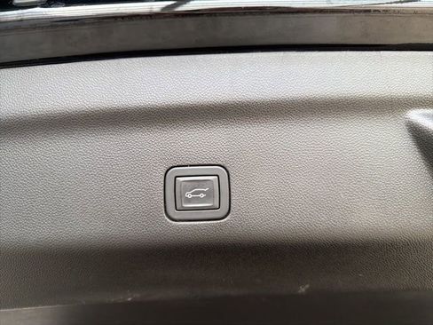 Used 2024 Chevrolet Tahoe RST w/ Luxury Package image 38