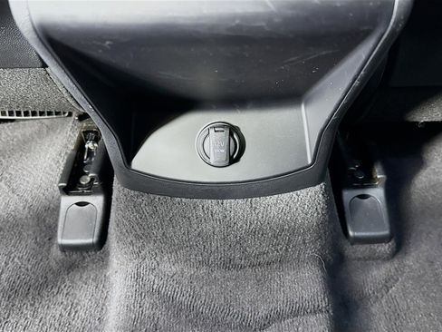 Certified 2024 Kia Sorento S w/ Panoramic Sunroof Package image 27