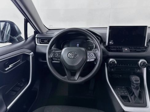 Certified 2025 Toyota RAV4 XLE AWD/4WD image 20