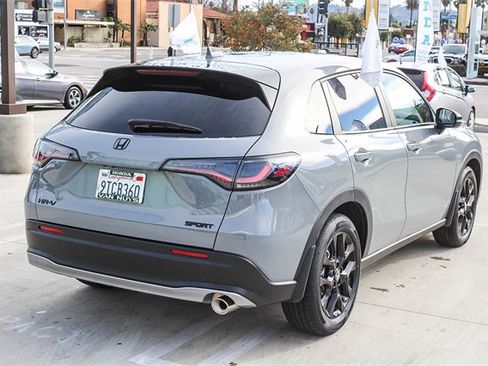 Used 2025 Honda HR-V Sport image 5