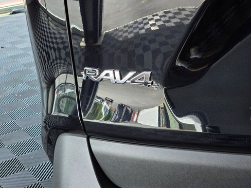Certified 2025 Toyota RAV4 XLE AWD/4WD image 13