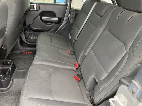 Certified 2019 Jeep Wrangler Unlimited Sport S image 23