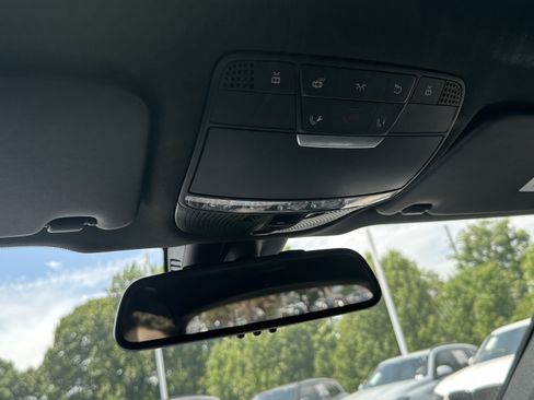 Used 2018 Mercedes-Benz GLC 300 4MATIC image 28