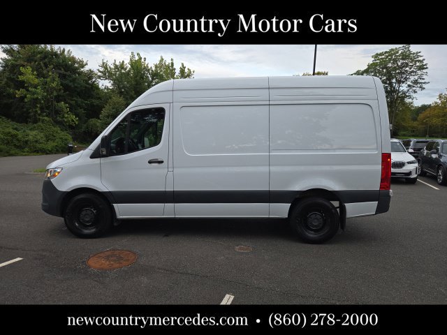 Used 2024 Mercedes-Benz Sprinter 2500 image 4