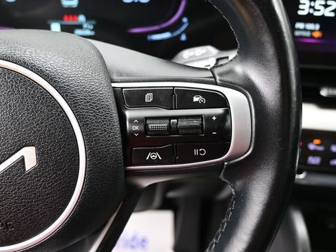 Used 2023 Kia Sportage EX AWD/4WD image 19