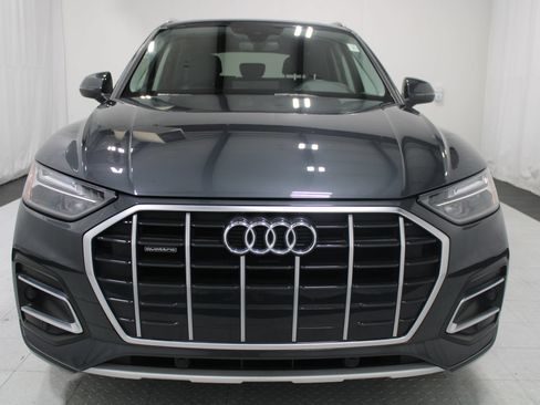Used 2023 Audi Q5 2.0T Premium w/ Convenience Package AWD/4WD image 3