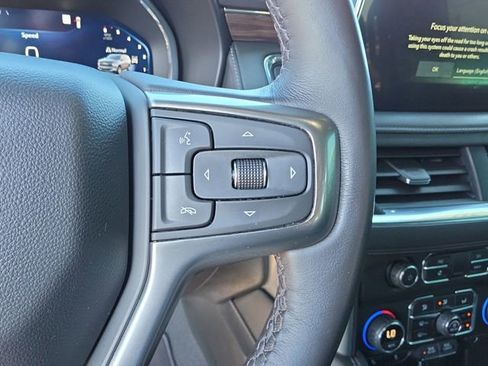 Used 2022 Chevrolet Tahoe Z71 w/ Luxury Package AWD/4WD image 23