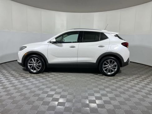 Used 2023 Buick Encore GX Essence w/ Advanced Technology Package FWD image 5