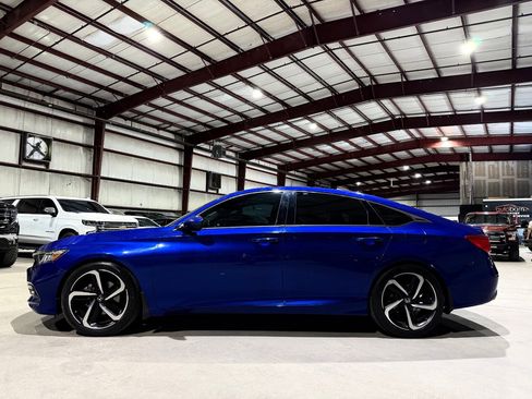 Used 2019 Honda Accord Sport image 8