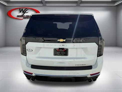 New 2026 Chevrolet Suburban Premier RWD image 7