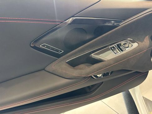 Used 2023 Chevrolet Corvette Stingray w/ Z51 Performance Package image 19