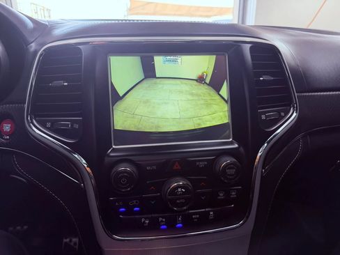 Used 2018 Jeep Grand Cherokee SRT AWD/4WD image 22