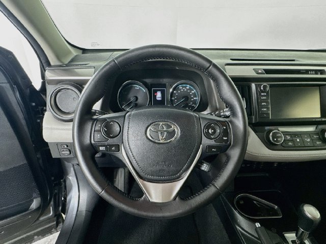 Used 2017 Toyota RAV4 Limited w/ Carpet Mat Package AWD/4WD image 15