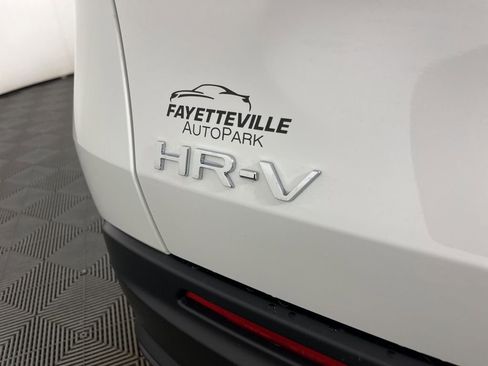 New 2026 Honda HR-V LX image 17