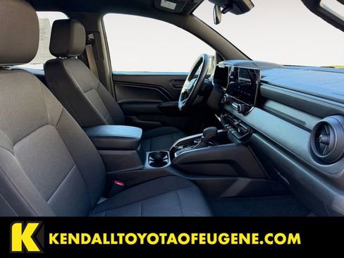 Used 2023 Chevrolet Colorado Trail Boss w/ Technology Package AWD/4WD image 15