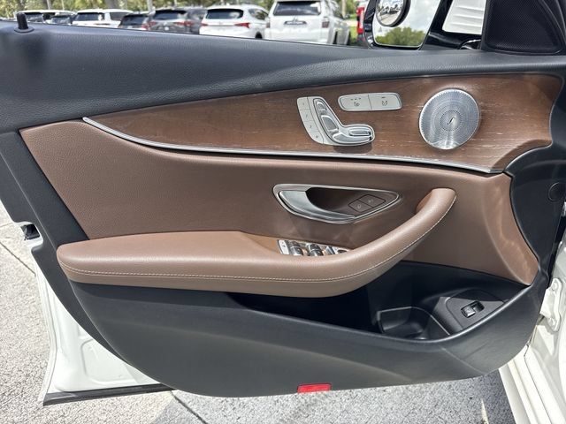 Used 2018 Mercedes-Benz E 300 4MATIC image 13