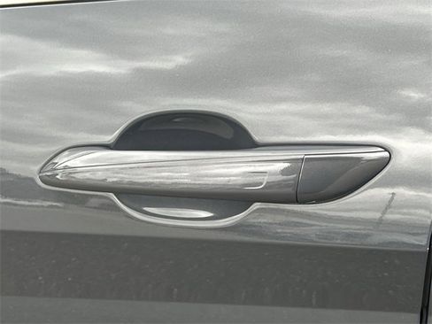 Used 2025 Hyundai Elantra Limited image 45