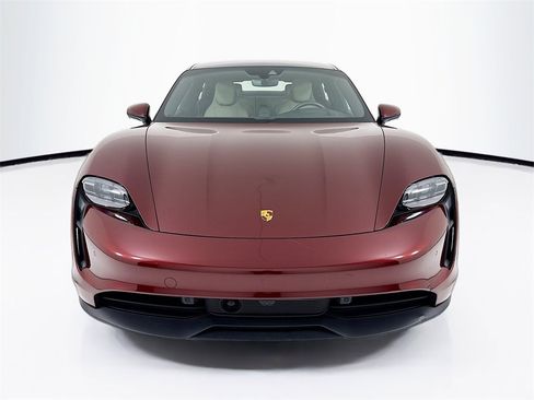 Used 2022 Porsche Taycan image 6