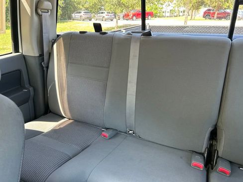 Used 2007 Dodge Ram 2500 Truck SLT AWD/4WD image 12