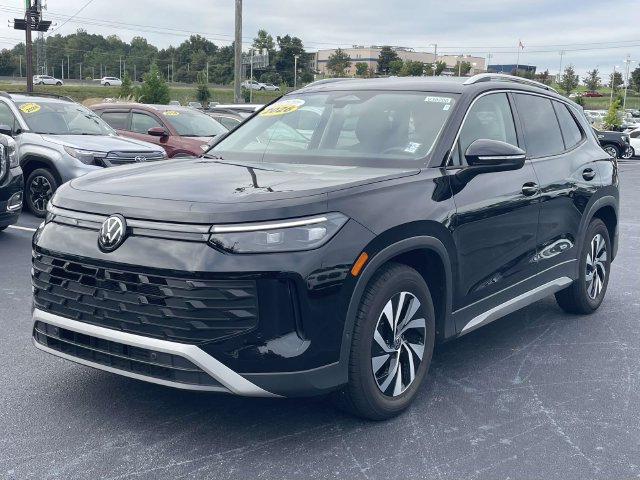 Certified 2026 Volkswagen Tiguan S FWD image 3