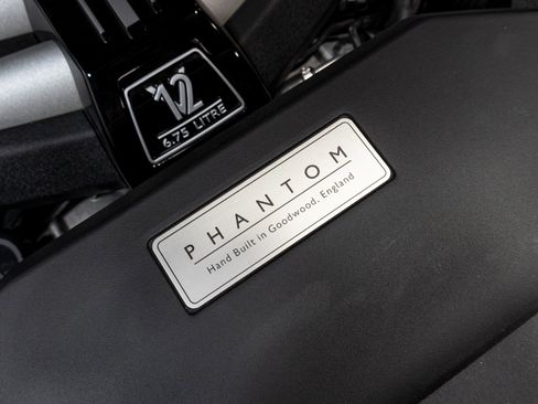 Used 2019 Rolls-Royce Phantom Sedan image 60