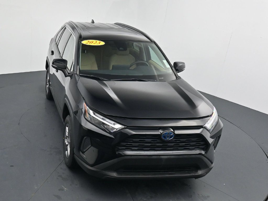 Used 2023 Toyota RAV4 XLE w/ Convenience Package AWD/4WD image 25