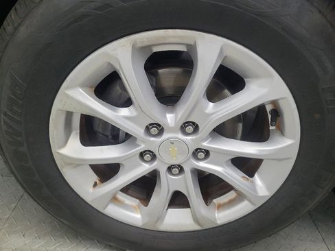 Used 2021 Chevrolet Equinox LT FWD image 31