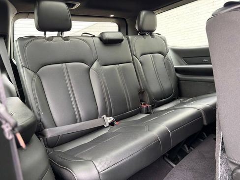 Used 2023 Jeep Wagoneer 4WD Series II w/ Premium Group I image 12