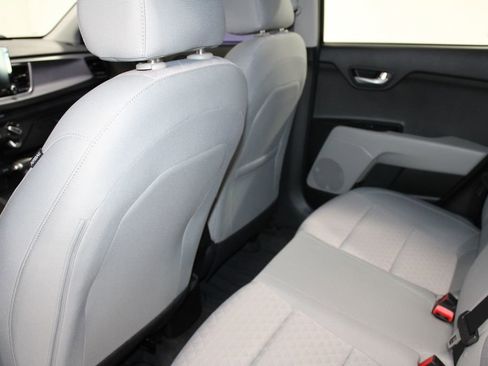 Used 2023 Kia Rio S image 18