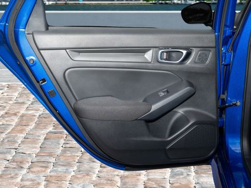 Certified 2024 Honda Civic Sport image 11