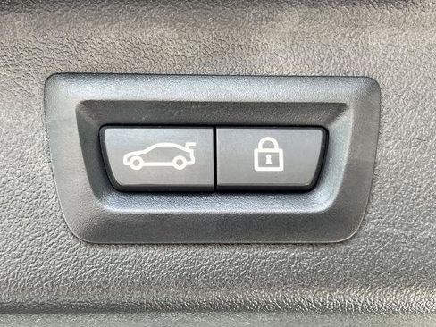Used 2021 BMW X7 xDrive40i w/ Premium Package AWD/4WD image 6