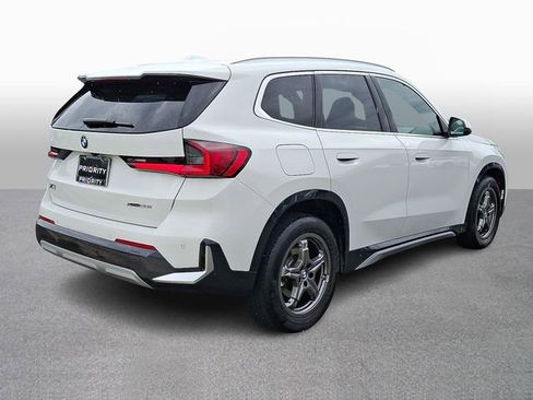 Used 2025 BMW X1 xDrive28i AWD/4WD image 4