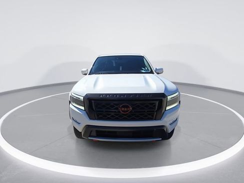 Certified 2024 Nissan Frontier PRO-4X w/ Technology Package image 3