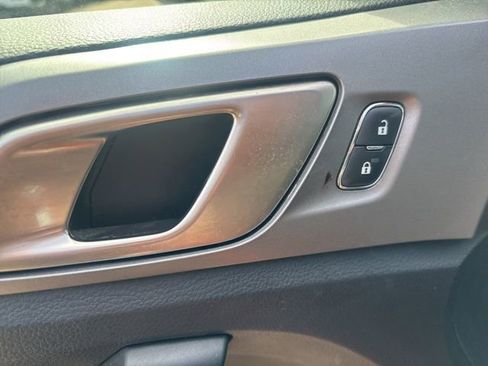 Used 2019 Ford Ranger XLT w/ Equipment Group 302A Luxury image 8