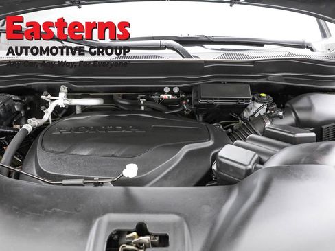 Used 2022 Honda Pilot Sport image 7