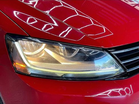 Used 2017 Volkswagen Jetta Sport FWD image 31