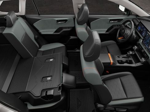 New 2026 Toyota RAV4 FWD image 4