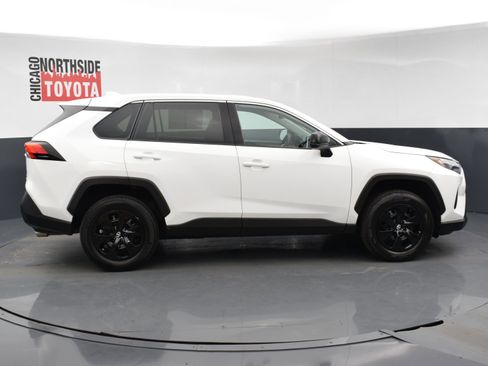 Used 2024 Toyota RAV4 LE image 5